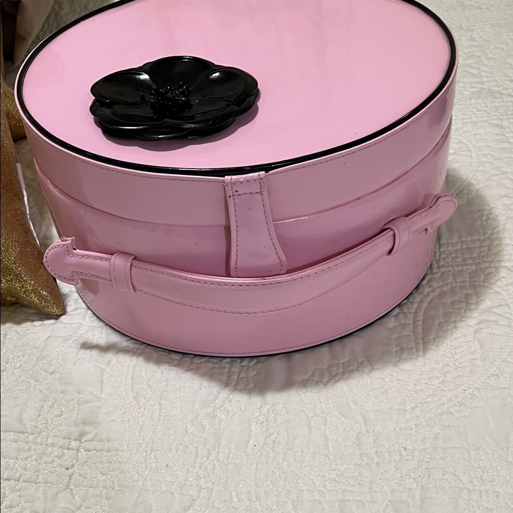 Pink Round Cosmetic/ Storage Box with Black Flower Accent - Picture 3 of 7